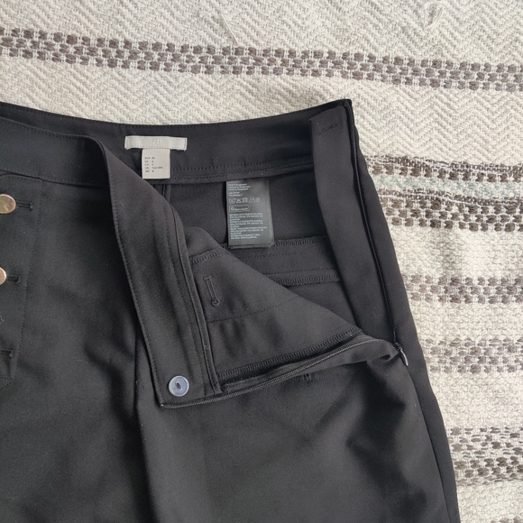 H&M|| Black shorts Size EUR 36 - Picture 4 of 10